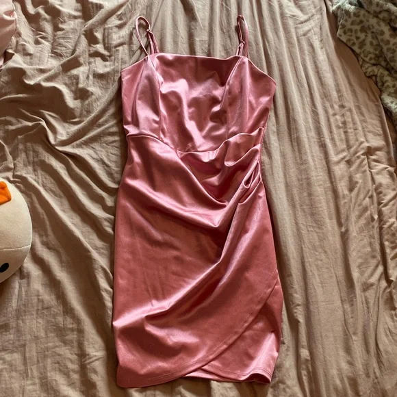 Mauve Dress - Picture 1 of 4